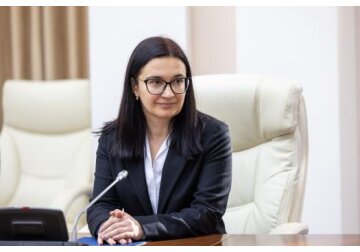 Вице-премьер по евроинтеграции Молдовы Кристина Герасимова принесла в понедельник конституционную присягу.