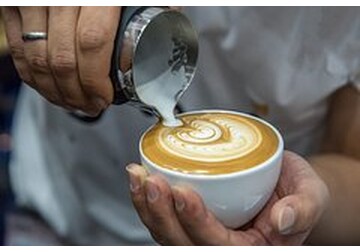 Назван самый вредный кофейный напиток