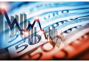 Furtuna economică loveşte Europa: Economia zonei euro intră oficial în recesiune după ce economia s-a contractat pentru al doilea trimestru consecutiv