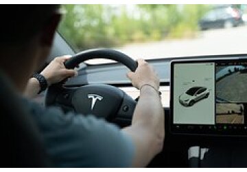 Назван неожиданный недостаток автомобилей Tesla