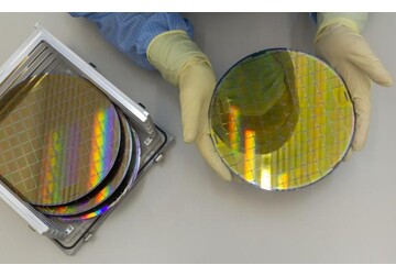 Китай продлит на пять лет пошлины на кремний из США и Южной Кореи