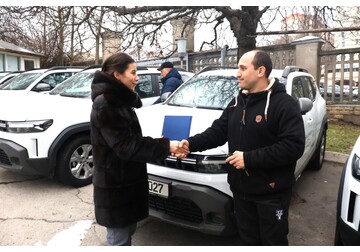 Ministerul Educației consolidează asistența psihologică și pedagogică: 8 raioane au primit mașini de serviciu în valoare totală de 3 milioane de lei