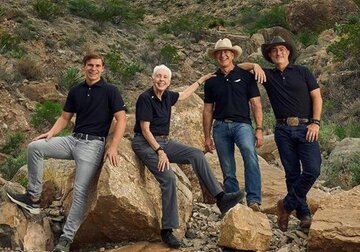 Totul despre zborul Blue Origin, care va duce un miliardar şi alţi 3 pasageri non-astronauţi dincolo de linia Kármán