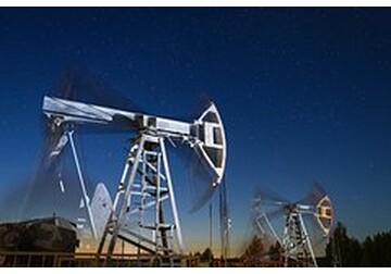 Мировые запасы нефти стали стремительно истощаться