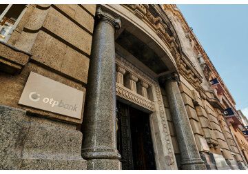 S&P: Grupul OTP se clasează printre cele mai performante bănci din Europa pentru al doilea an consecutiv.