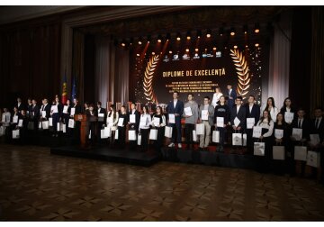 The Ministry of Education and Research awarded 39 students who won medals at international Olympiads, as well as 42 teachers