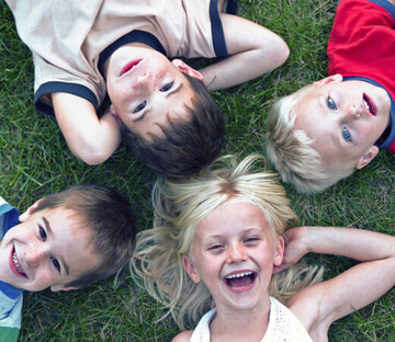 Темперамент у детей врожденный, характер формируется к 5 годам