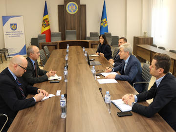 ANRE and the US Embassy discussed the potential impact of US sanctions against Russian companies Rosneft and Lukoil on regional and domestic markets and the need to identify alternative sources and ways of supplying Moldova with petroleum products
