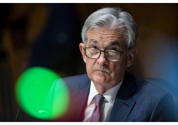 Companiile americane îl ignoră pe şeful Fed şi se îndatorează masiv