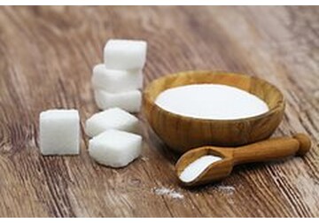 Врач предупредила о последствиях полного отказа от сахара