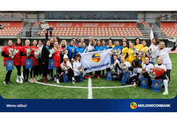 Patru echipe de femei puternice au participat la mini-turneul de fotbal caritabil, organizat de Pudra Card