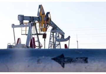 Неудачную попытку ОПЕК+ поддержать цены на нефть объяснили действиями США