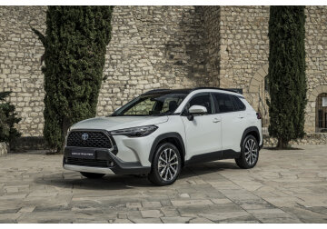 Toyota Centru Chisinau Continent объявляет о приеме предварительных заказов на новую Toyota Corolla Cross Hybrid.