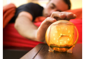 Ce să bei şi ce trebuie evitat, pentru a dormi mai bine şi când suferi de insomnia