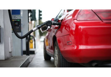Prețurile la produsele petroliere din Moldova vor continua să crească pe fondul creșterii prețului petrolului la bursele internaționale din cauza situației din Ucraina - ANRE.