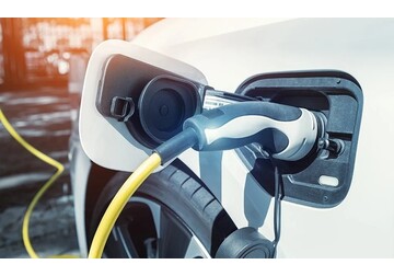 România - printre țările cu cele mai mari scăderi la mașini electrice, deși în Europa s-a atins o cotă de piață record pentru EV