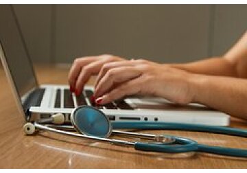 У людей 45 лет выявили масштабные молекулярные сдвиги