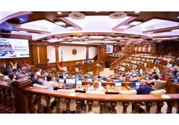 Парламент Молдовы принял во втором чтении закон, защищающий мелких производителей от недобросовестных коммерческих практик.