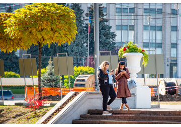 Ce îi deranjează cel mai mult pe moldoveni atunci când caută de muncă? Răspunsurile candidaților
