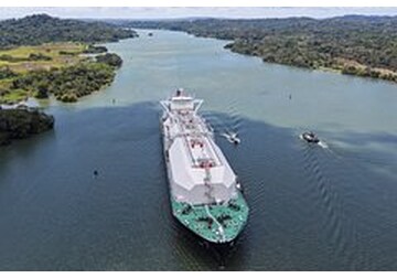 Мировой экспорт СПГ рекордно обрушился из-за конфликта на Ближнем Востоке