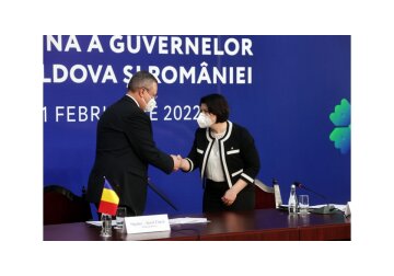 Молдова и Румыния подписали 13 двусторонних документов по итогам совместного заседания правительств двух стран. 