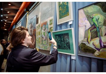 26 paintings with a total value of 165.5 thousand lei were sold at the second auction of young artists in Artcor