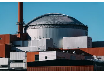 Cel mai mare reactor nuclear din Europa devine operaţional, cu ţările continentului având poziţii divergente privitor la energia nucleară