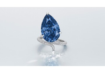 Diamantul „Mellon Blue”, vândut cu peste 25 de milioane de dolari. Un expert invocă „tensiunile geopolitice și economia chineză slăbită”