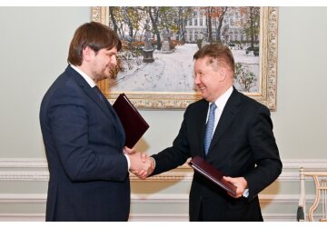 Moldova and Gazprom agreed to extend the previous contract for gas supplies to our country for a 5-year period with the pricing formula proposed by the Moldovan side. 