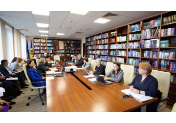 Проект Закона о госбюджете на 2023 г. рассмотрен профильной парламентской комиссией и будет предложен для утверждения депутатам 12 декабря.