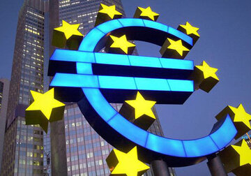 BCE: Adoptarea euro este o oportunitate, deşi nu şi o garanţie că statele membre vor culege beneficii substanţiale. Trecerea la euro ar putea expune Bulgaria şi Croaţia la vulnerabilităţi