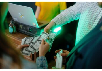 „What the Duck is a Startup?": Creatorii de conținut au devenit investitori pentru o seară