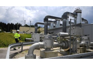 Germany&#039;s biggest gas importer Uniper is nationalised after huge losses