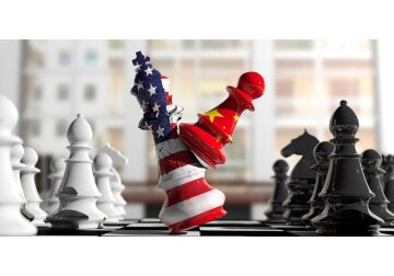 „Game over” pentru companiile chinezeşti listate în SUA: Până în 2024, majoritatea firmelor chineze tranzacţionate pe bursele americane s-ar putea lista în Hong Kong şi Shanghai