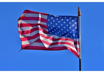 Deficitul comercial al SUA urcă puternic, alimentat de importuri