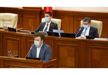 Guvernul Moldovei va compensa parțial consumatorii casnici pentru diferența de tarif pentru primii 150 de metri cubi de gaz și prima gigacalorie de căldură.