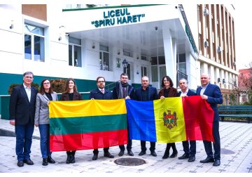 Six institutions located in Moldova, including lyceums, a cultural center and hospitals, have already started using solar power plants installed by UAB Solet and SRL Oguzenergy.