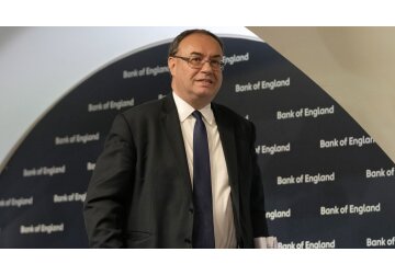 Bank of England governor still thinks inflation will fall sharply next year