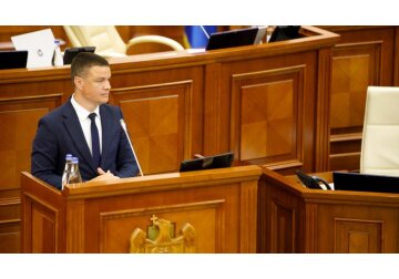 Parlamentul Republicii Moldova a aprobat ridicarea imunității parlamentare pentru doi deputați din fracțiunea Partidului Șor - Marina Tauber și Ilan Șor.
