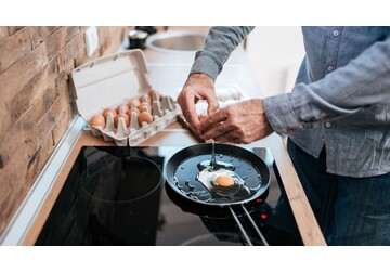 Cum îți dai seama dacă ouăle sunt vechi. Trucuri simple pentru a vedea cât de proaspete sunt ouăle